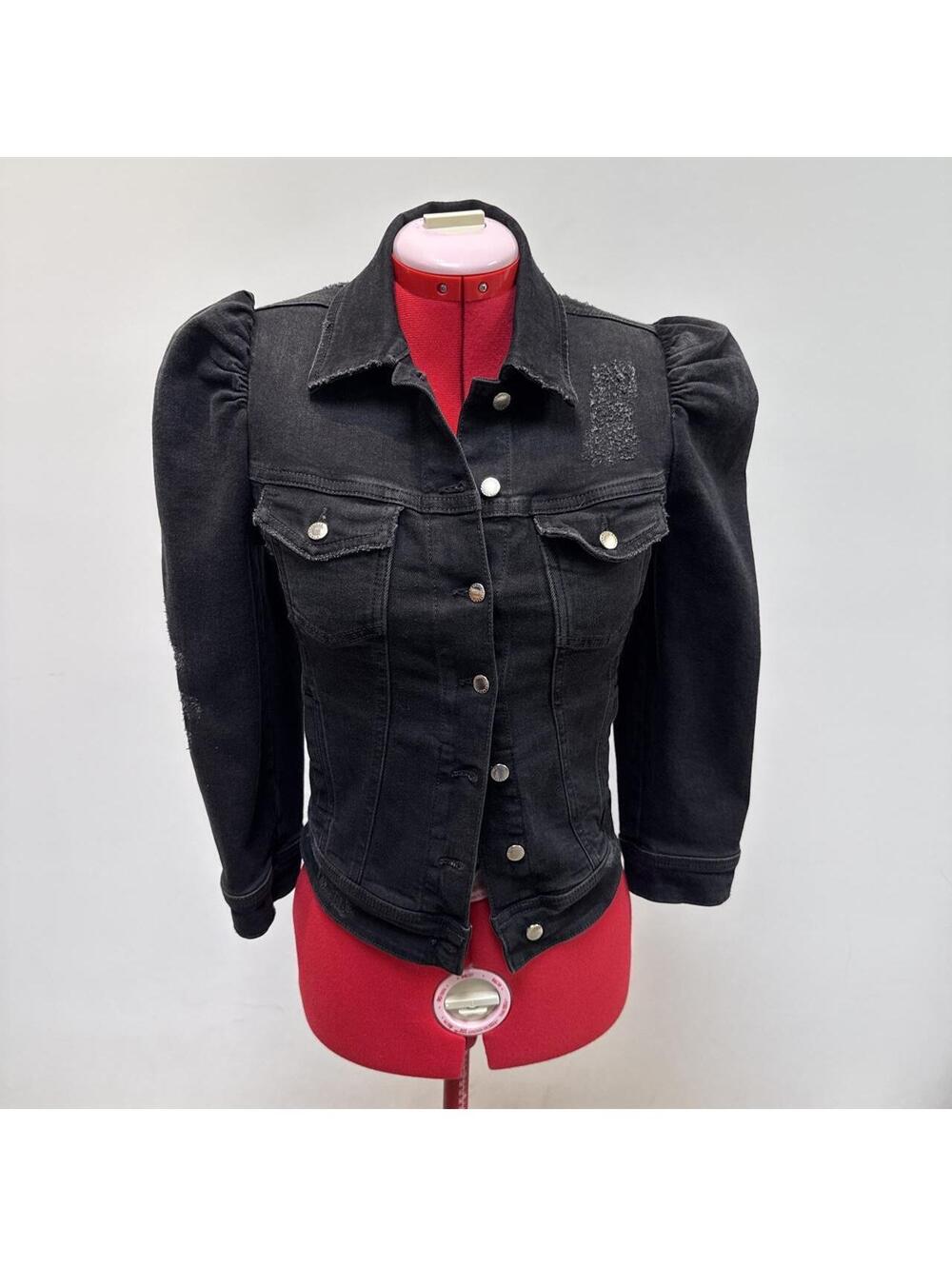 Retrofête Women's Black Jacket